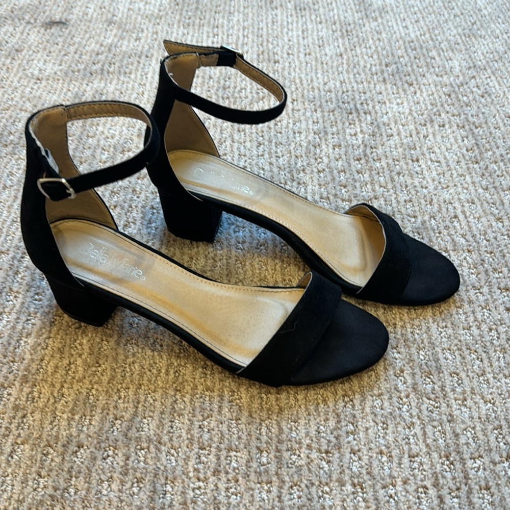 Black Sandal Block Heel - 2in heel